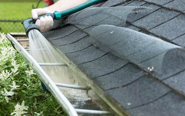 North Thoresby gutter cleaning costs